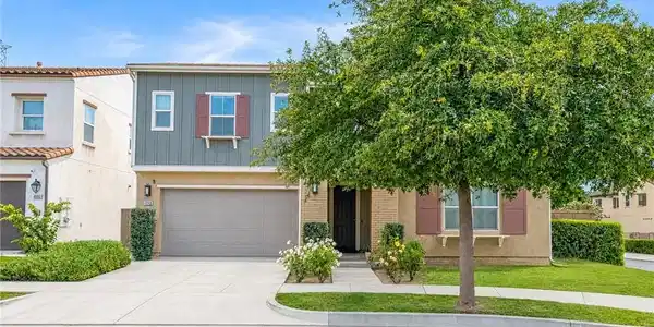 4048 E Groveland