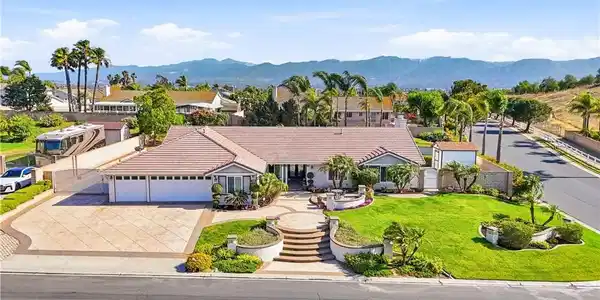 3158 Pacer Drive