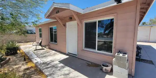 5636 Mariposa Avenue