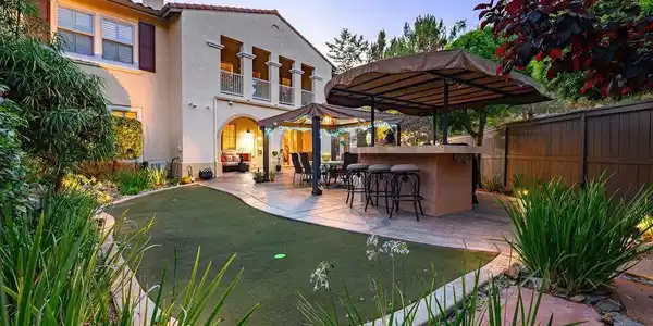 2196 Silverado Street