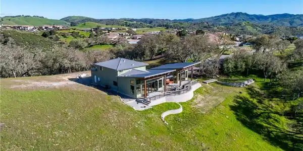 3275 Timberline