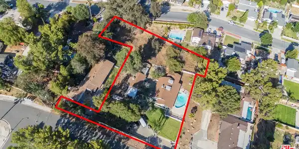 27933 Magic Mountain Lane
