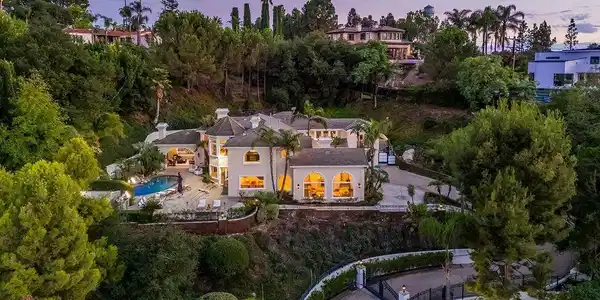 732 Saint Katherine Drive