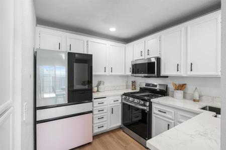 231 Riverview Way
