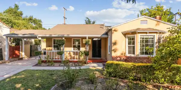 3508 Rosemary Avenue