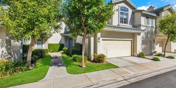 7879 E Viewrim Drive