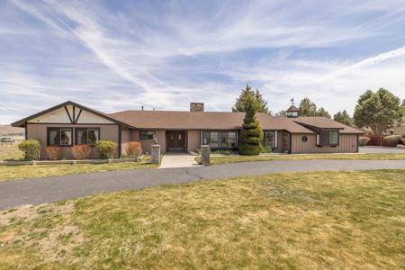108 Palomino Drive