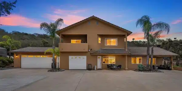 13044 Yerba Valley Way