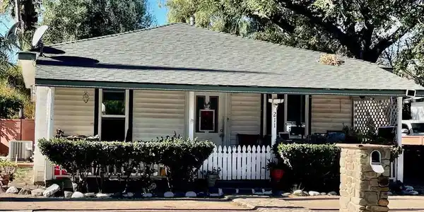 211 Fox Street