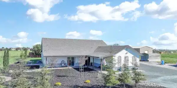 2200 Delta Rd