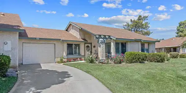 31330 Village 31