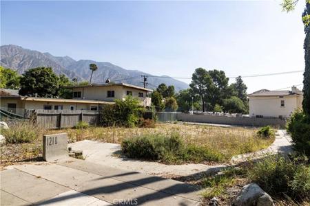 1210 N Altadena Drive