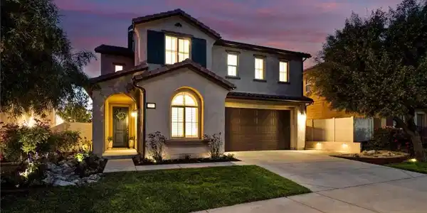 17111 Silk Tree Way