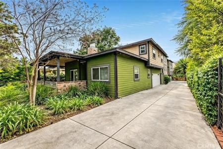 537 Cypress