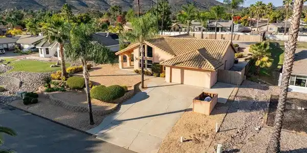23622 Springwood