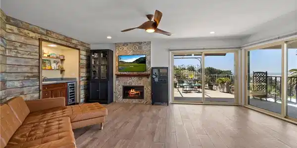 2700 E Panorama Drive