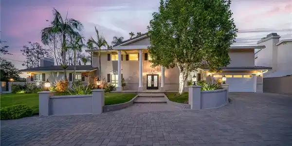 5012 Sanlo Place