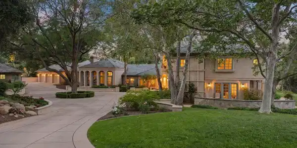 651 Oak Grove Court
