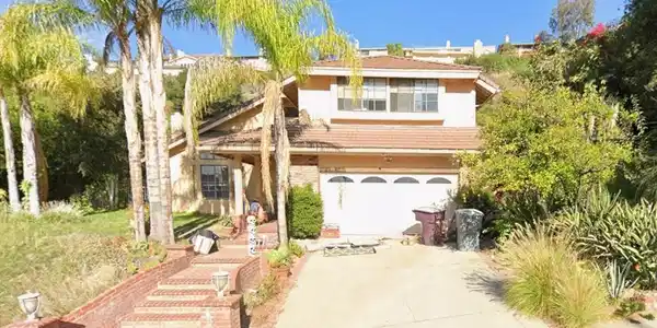2241 Flintridge