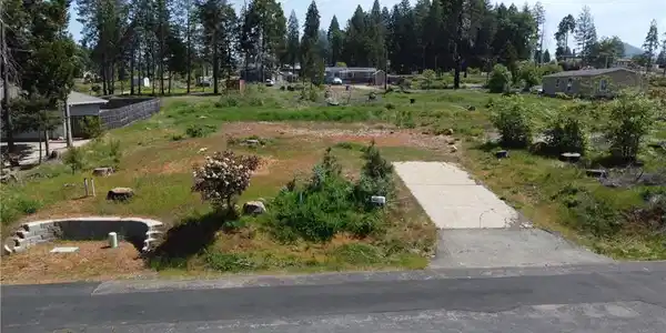14002 Pineland Circle