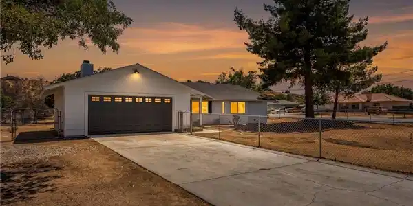17405 Adobe