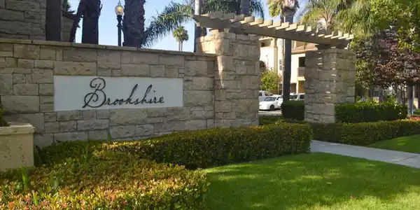 209 Riverdale Court