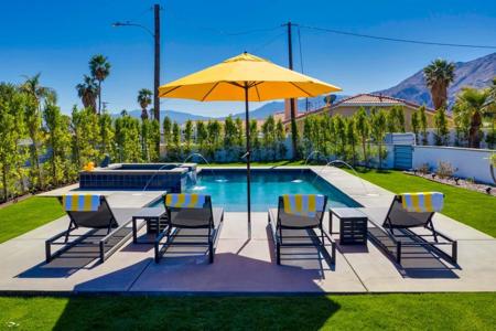 323 W Palm Vista Drive