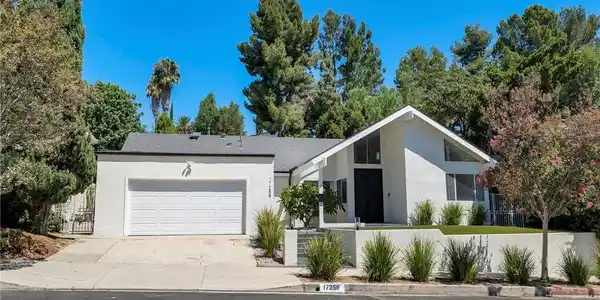 17259 Westbury Drive