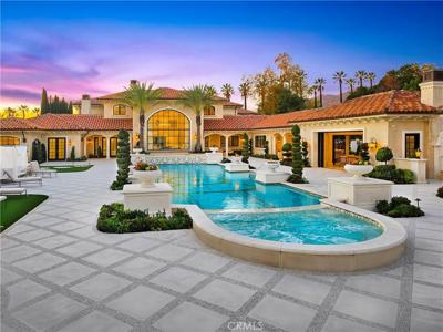 100 Palm Hill Lane