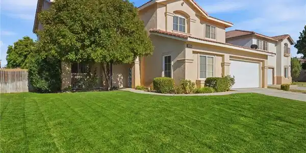42524 Cinnabar Court