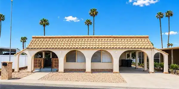 560 Santa Clara Circle