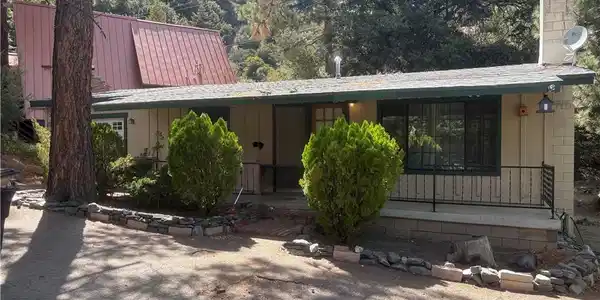 5304 Desert View
