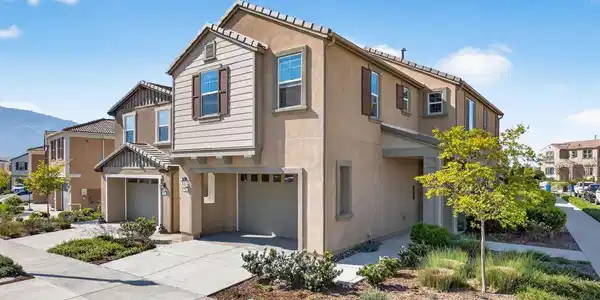 562 Kumquat Court