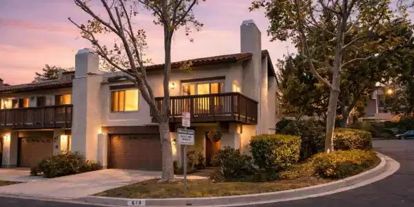 619 Kendale Lane