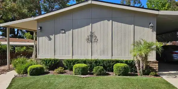 8975 Lawrence Welk Drive