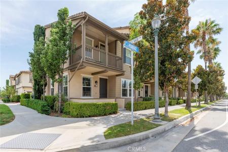 816 E Promenade