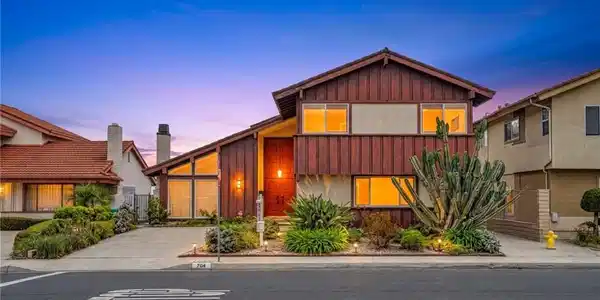 704 Crest Vista Drive