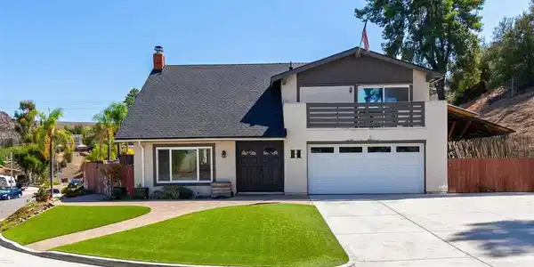 13655 Lenteja Lane
