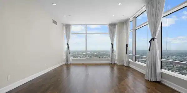 900 W Olympic Boulevard