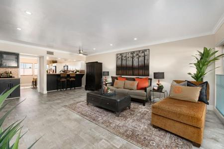 277 E Alejo Road