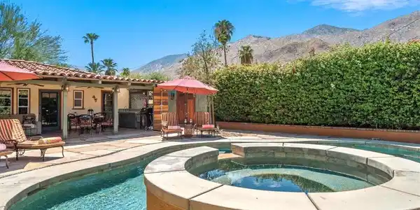 216 E Palo Verde Avenue