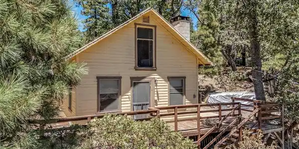 25030 Marion Ridge Drive