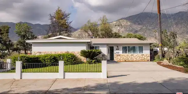 199 E Altadena Drive