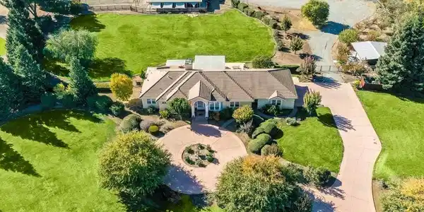 10531 Korn Lane