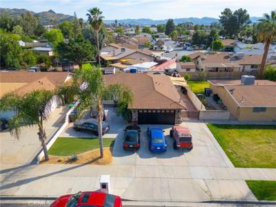 221 W Whittier Avenue