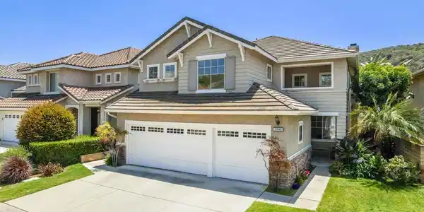 3098 Espana Lane