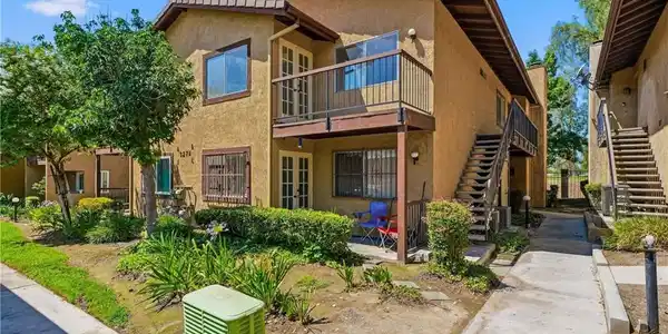 3274 Little Mountain