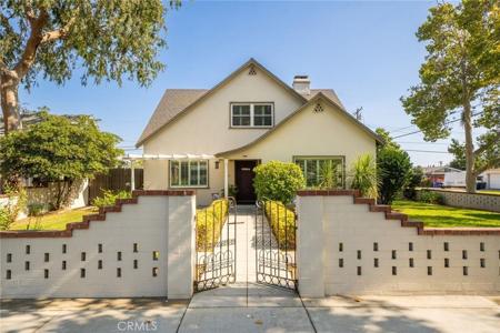 859 W Berkeley Court