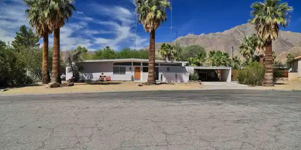 1906 Trebuchet Dr