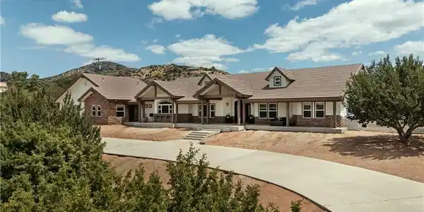33322 Deerglen Lane